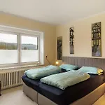 Haus Unterm Raeuschenberg Höxter
