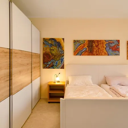 Haus Unterm Raeuschenberg Holiday home Hoexter