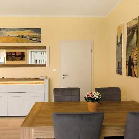 Haus Unterm Räuschenberg Höxter