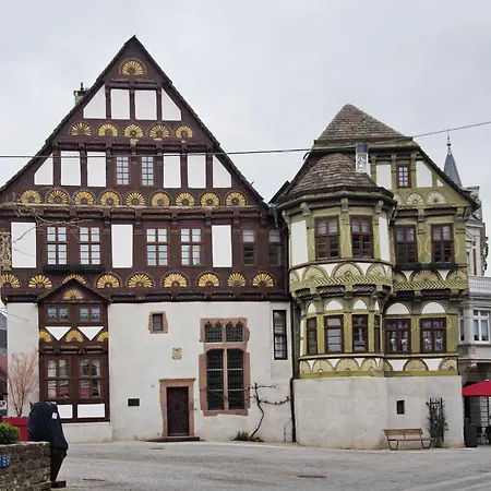 Haus Unterm Räuschenberg * Höxter